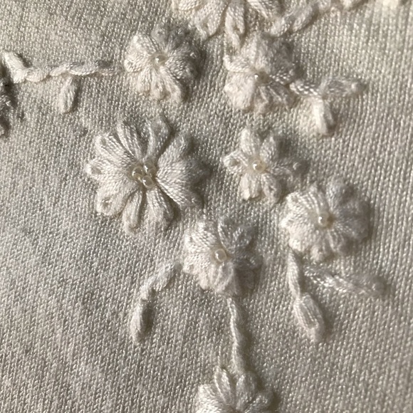 Vintage sweater set! Gorgeous - Picture 2 of 6